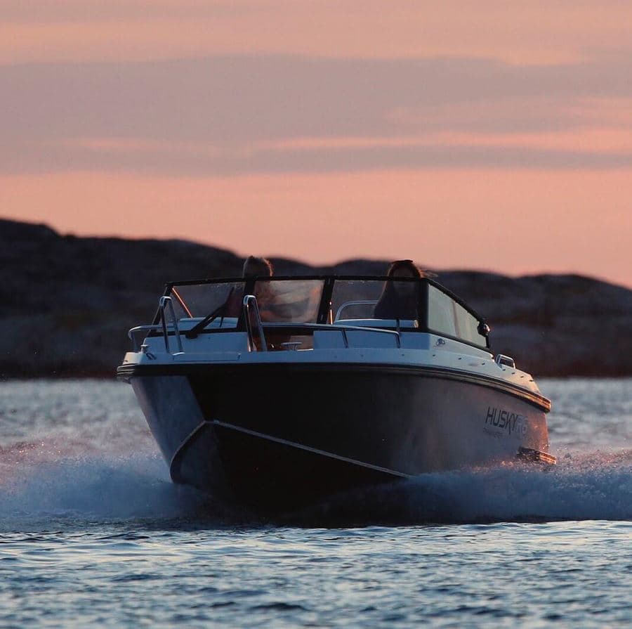 Why Buy a Boat in Greece?